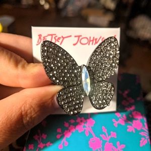 🦋 NWT! FREE Gift! Betsey Johnson Butterfly Ring 🦋